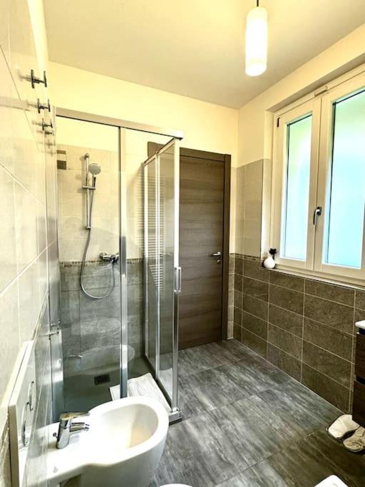 Joy Apartment Mezzegra Luaran gambar